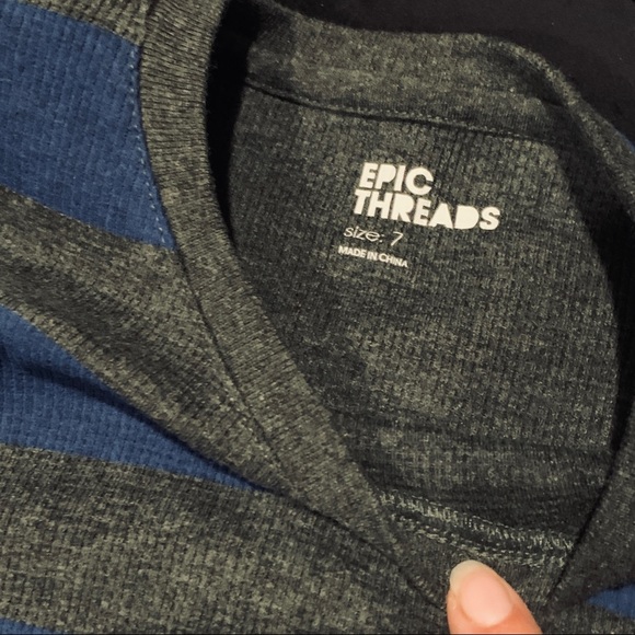 Epic Threads Shirt - Picture 2 of 3